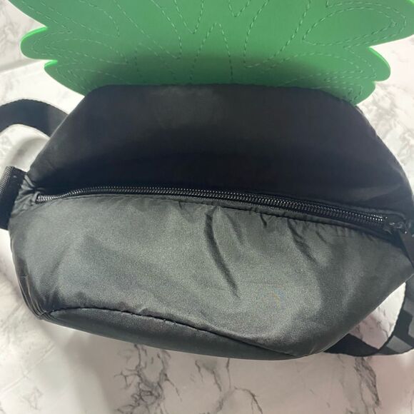 Victoria Secret Pineapple Cooler Bag - Picture 7 of 7